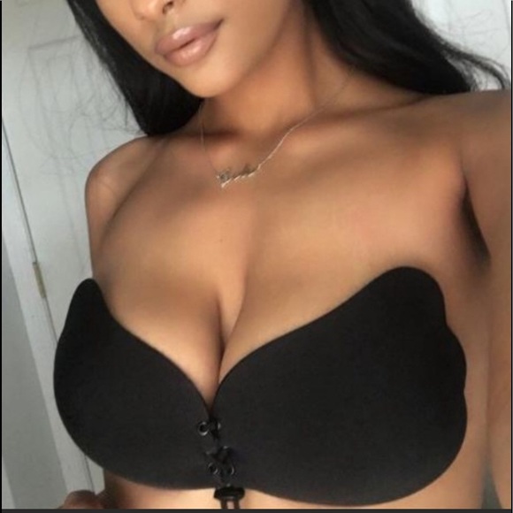 Push Up Silicone Bra Seamless Invisible - Picture 2 of 6